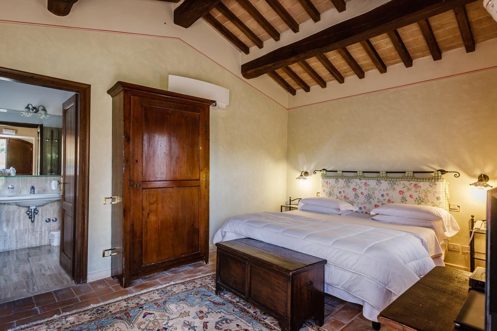 Villa Acquaviva Wine Resort 몬테메라노 외부 사진