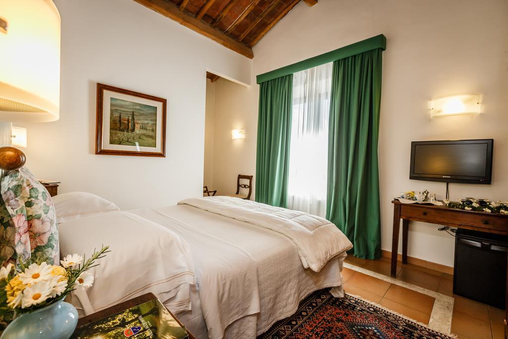 Villa Acquaviva Wine Resort 몬테메라노 외부 사진