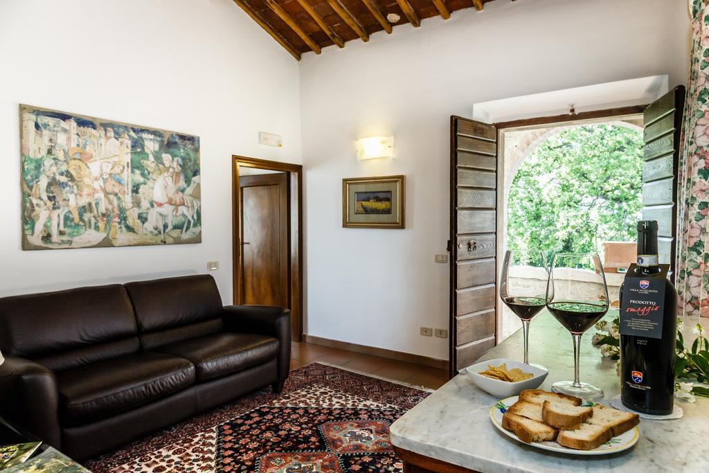 Villa Acquaviva Wine Resort 몬테메라노 외부 사진